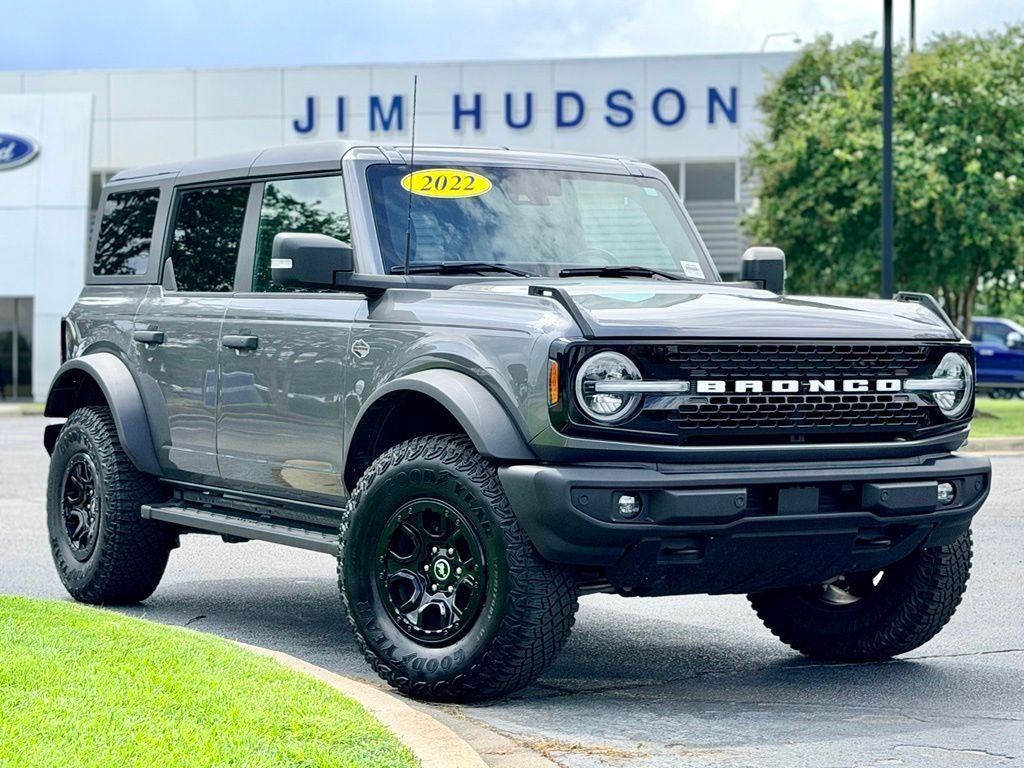 Certified 2022 Ford Bronco Wildtrak AWD/4WD image 2