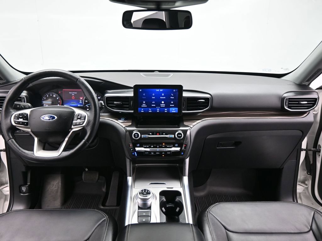 Certified 2020 Ford Explorer Limited w/ Hybrid Equipment Group 310A RWD image 20