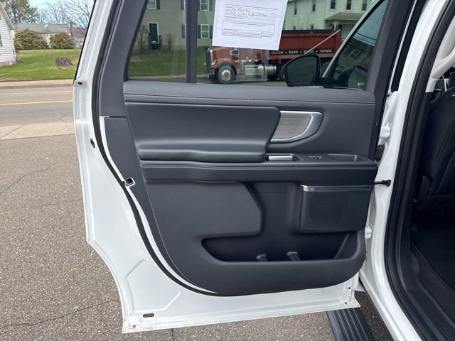 Certified 2025 Ford Expedition Max Platinum image 49