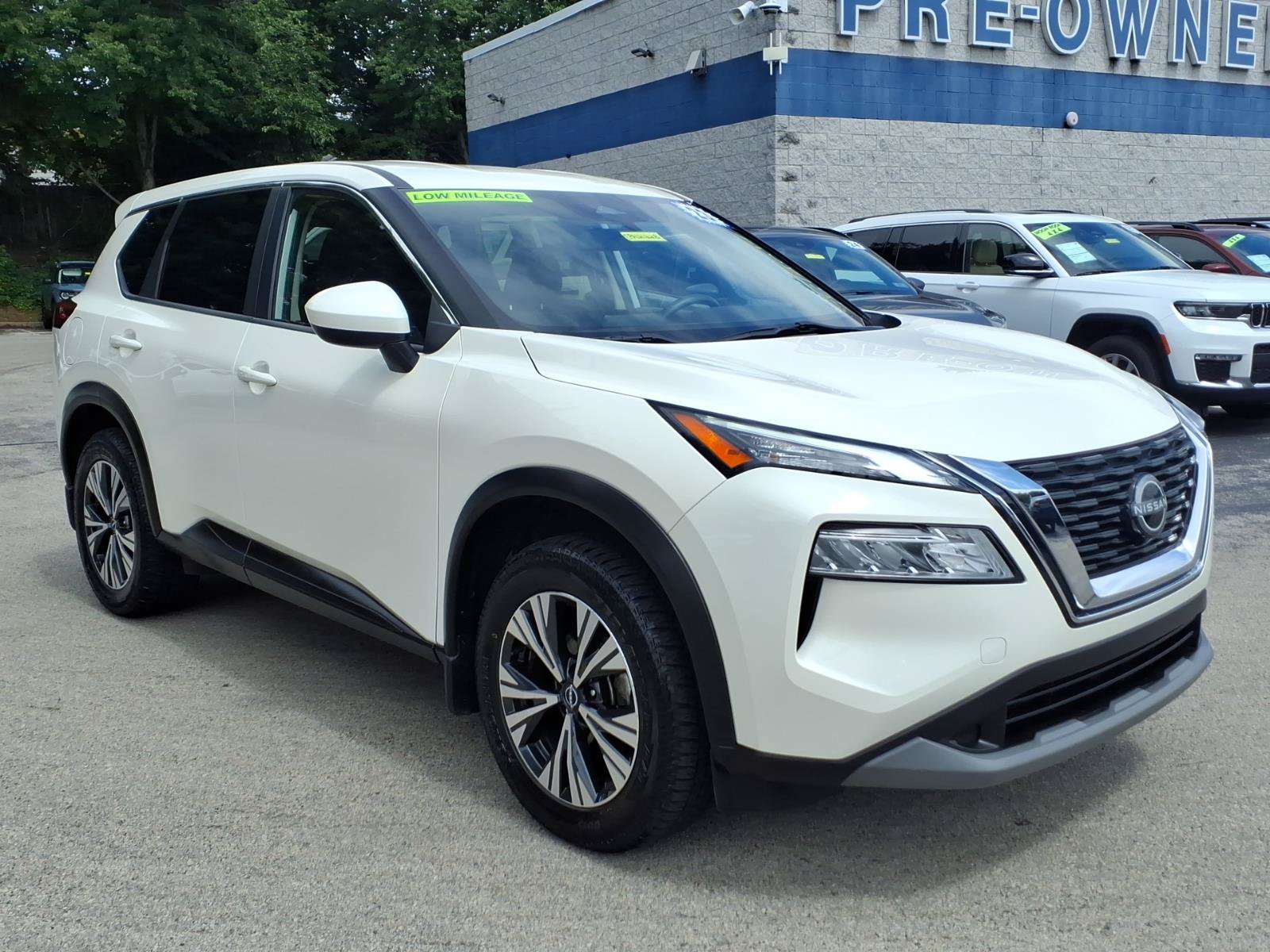 Used 2023 Nissan Rogue SV