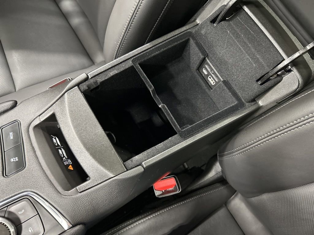 Used 2024 Cadillac XT6 Premium Luxury w/ Technology Package image 29