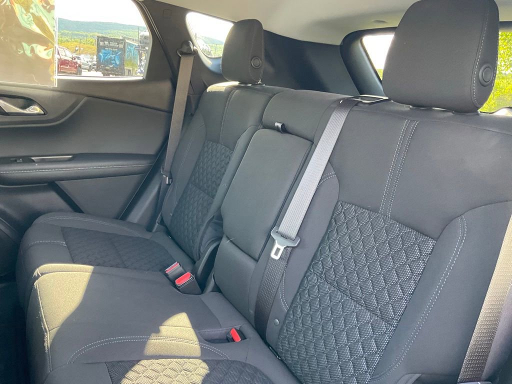 Used 2021 Chevrolet Blazer LT AWD/4WD image 17