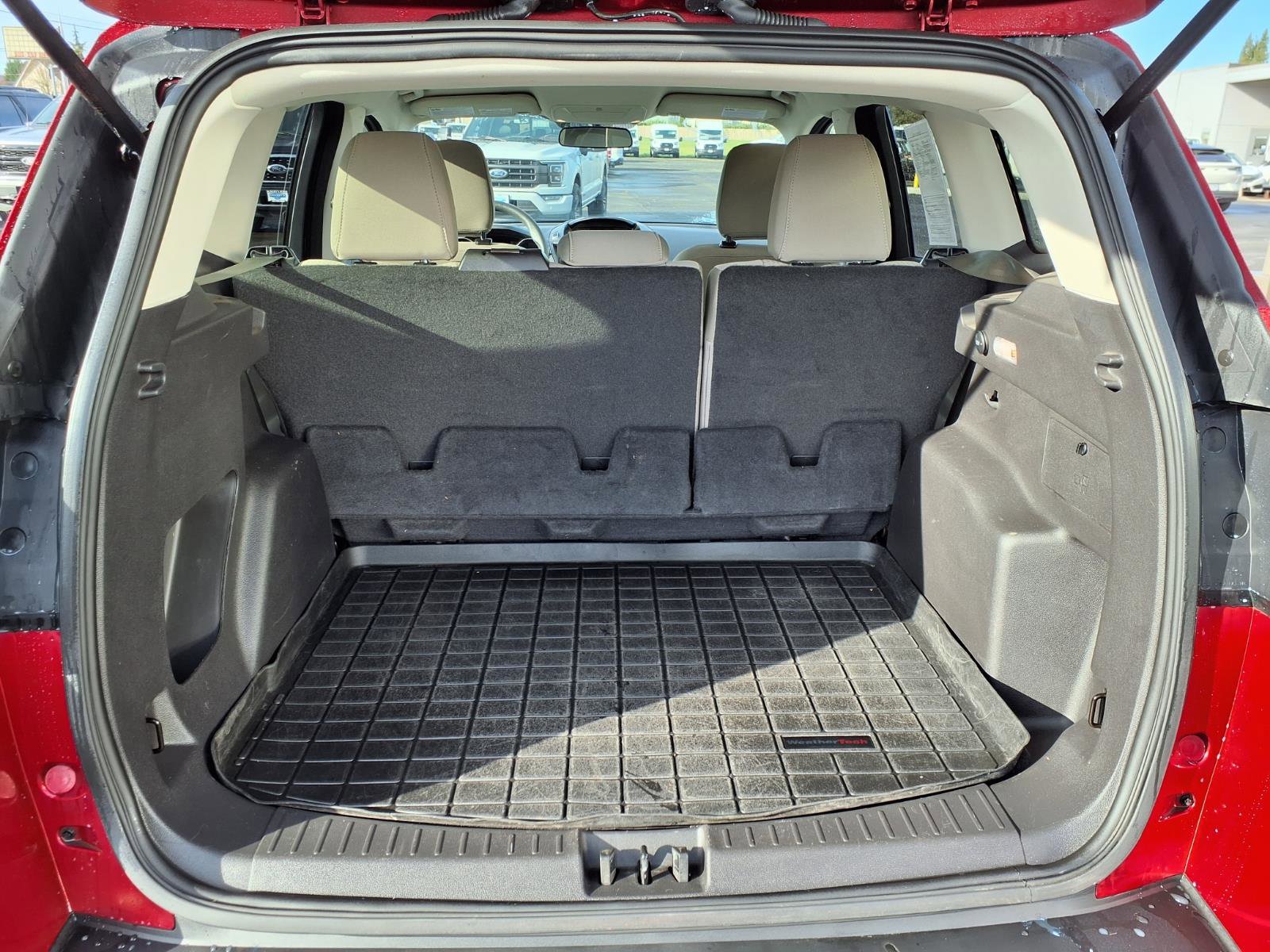 Certified 2018 Ford Escape SE image 12