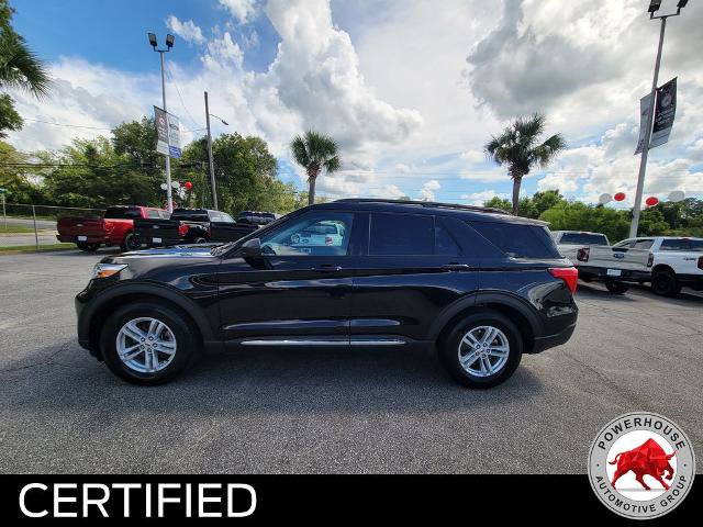 Certified 2024 Ford Explorer XLT w/ Equipment Group 202A RWD image 3