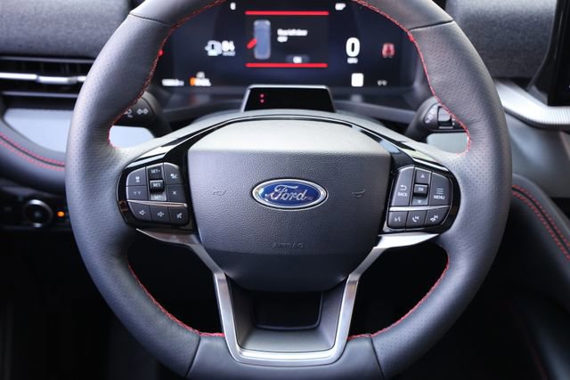 Certified 2025 Ford Explorer ST-Line w/ Premium Package RWD image 32