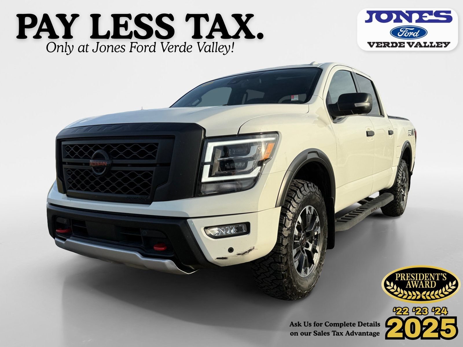 Used 2021 Nissan Titan PRO-4X w/ Pro-4x Convenience Package AWD/4WD image 1