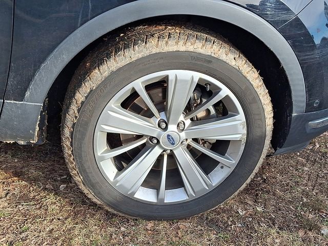 Certified 2018 Ford Explorer Limited w/ Equipment Group 301A image 10