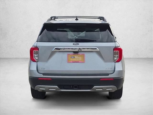 Certified 2023 Ford Explorer XLT w/ Equipment Group 202A AWD/4WD image 7