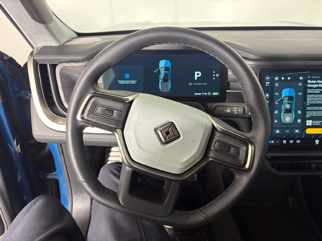 Used 2023 Rivian R1T Adventure Dual AWD/4WD image 16