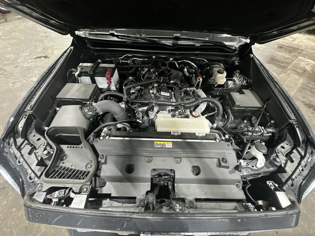 Used 2024 Toyota Tacoma Limited w/ Limited Package (LT) AWD/4WD image 22