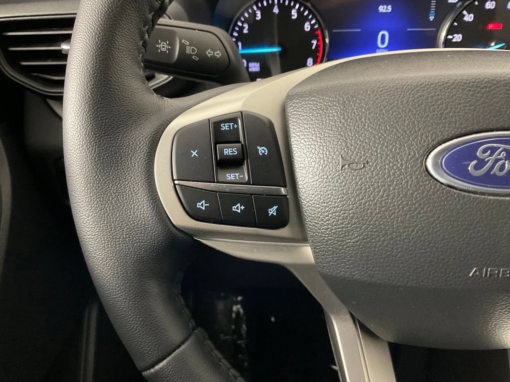 Certified 2023 Ford Explorer XLT RWD image 25