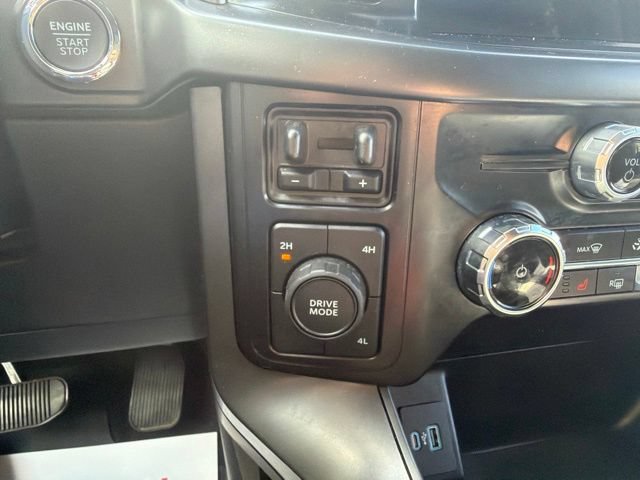 Certified 2024 Ford F150 XLT w/ Equipment Group 302A MID AWD/4WD image 33