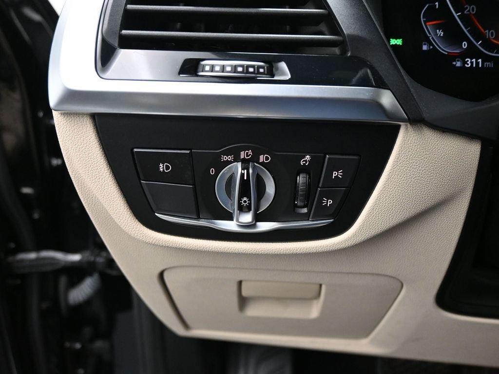 Used 2021 BMW X3 sDrive30i w/ Premium Package image 15