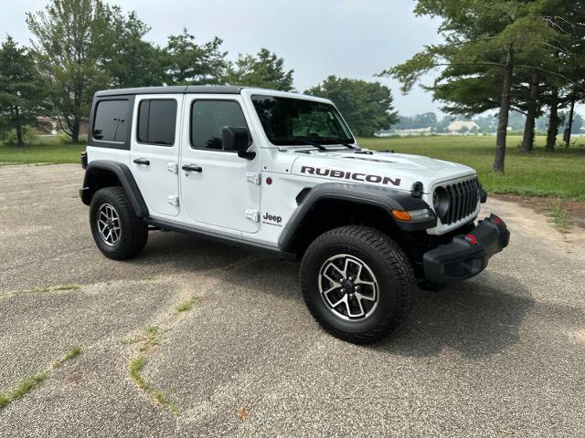 Used 2024 Jeep Wrangler Unlimited Rubicon AWD/4WD image 32