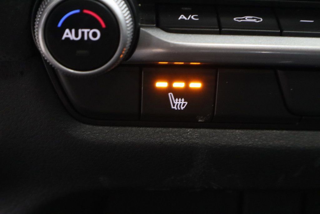 Used 2025 MAZDA CX-50 AWD 2.5 S w/ Premium Package image 12