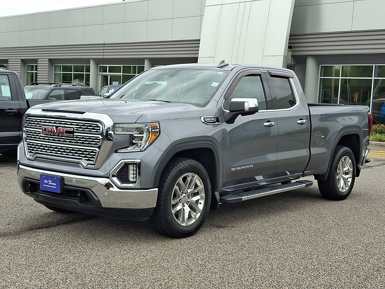 Used 2019 GMC Sierra 1500 SLT w/ SLT Premium Package RWD image 5