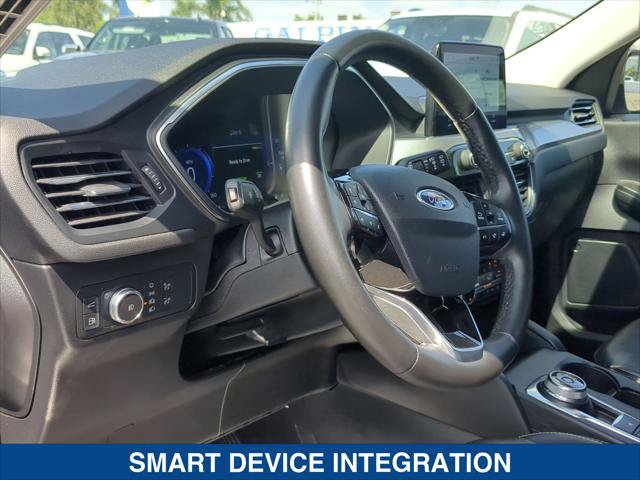 Certified 2022 Ford Escape Titanium FWD image 12
