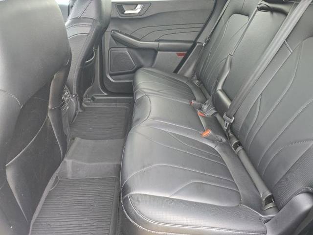 Certified 2025 Ford Escape SE w/ PHEV Premium Package FWD image 11