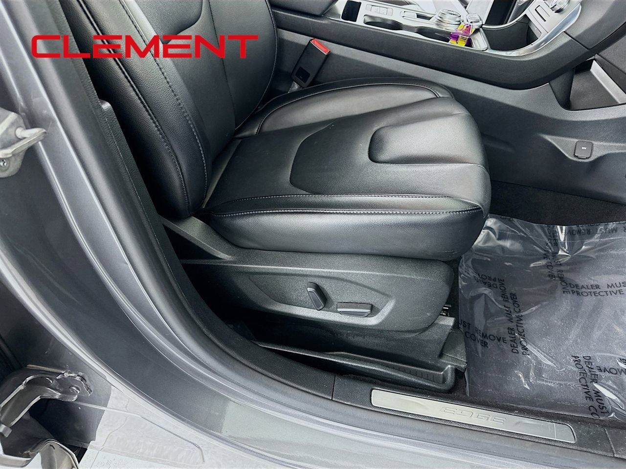 Certified 2022 Ford Edge Titanium image 32