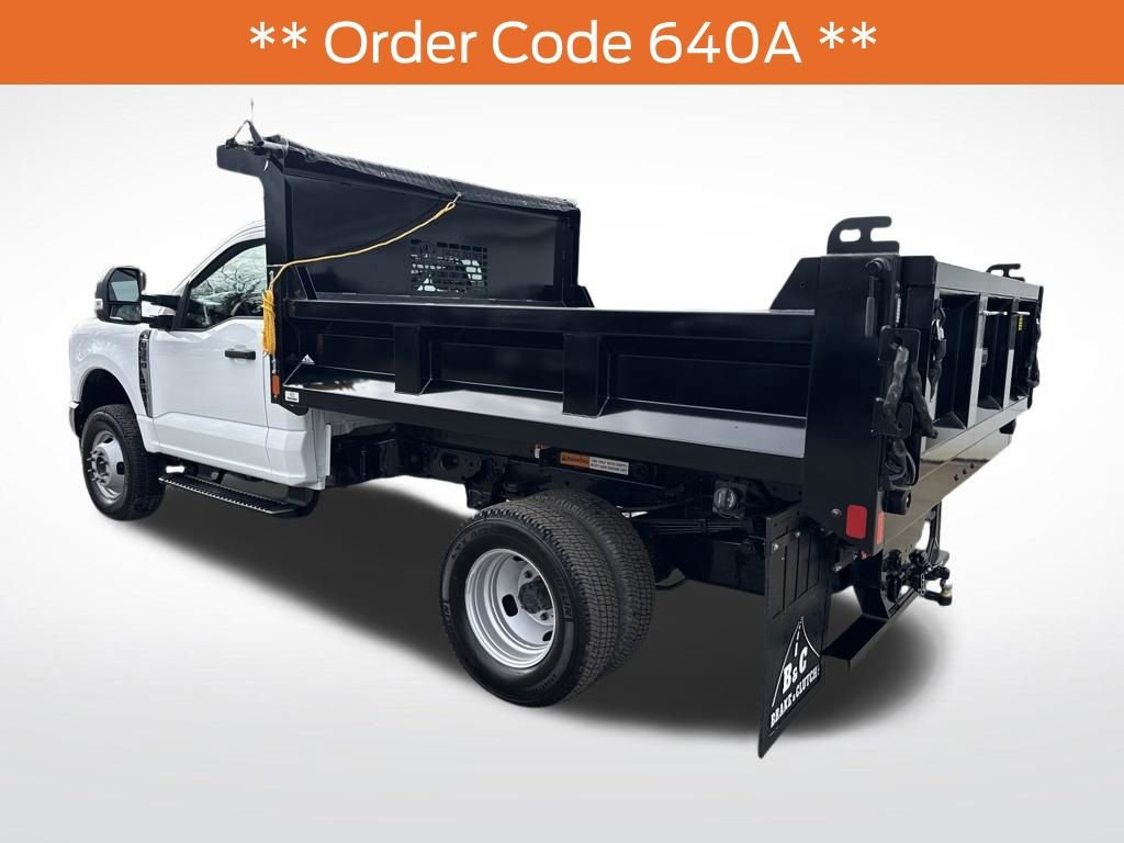 Certified 2025 Ford F350 XL w/ XL Chrome Package image 3