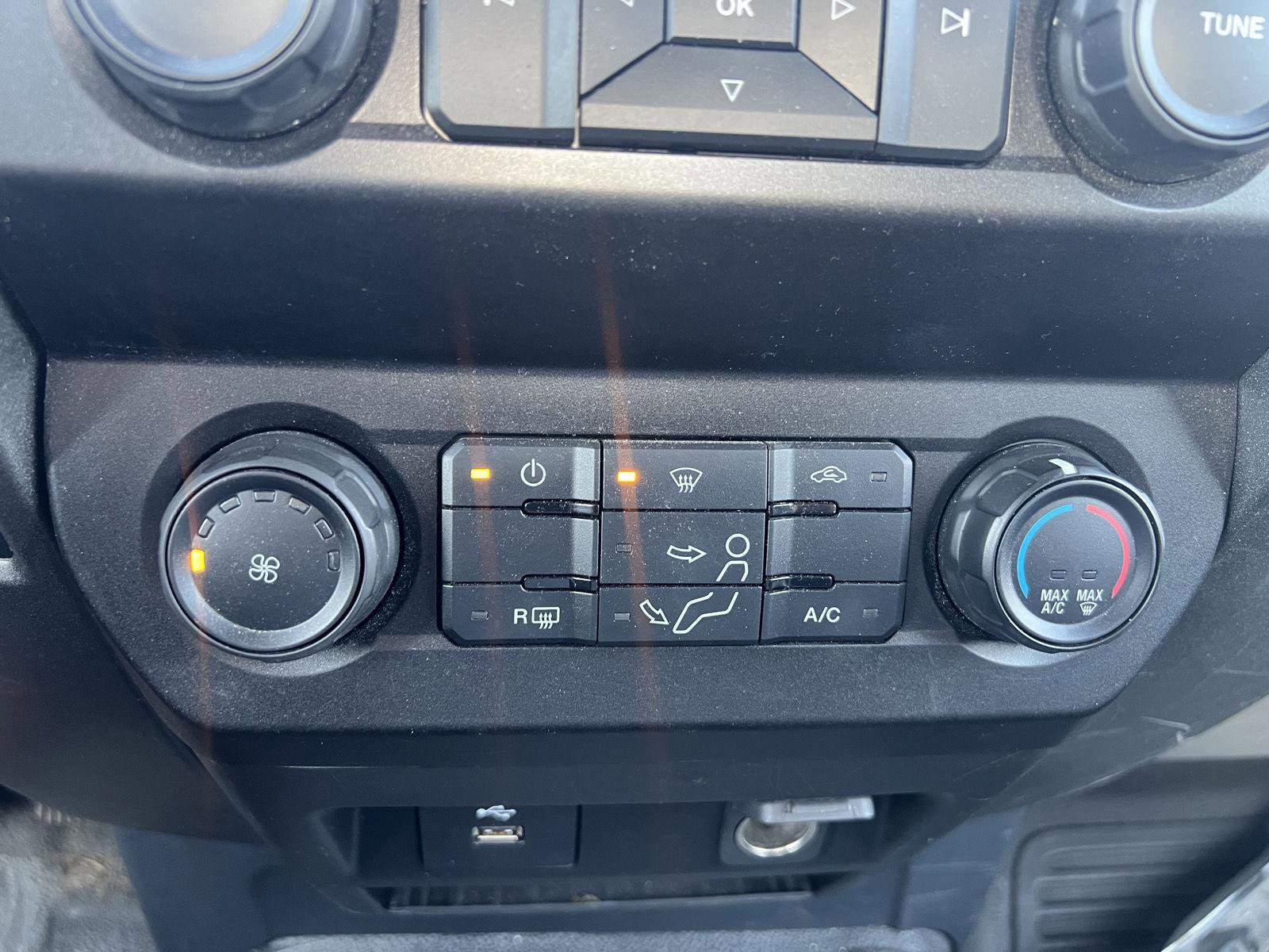 Certified 2022 Ford F250 XL w/ Power Equipment Group image 14