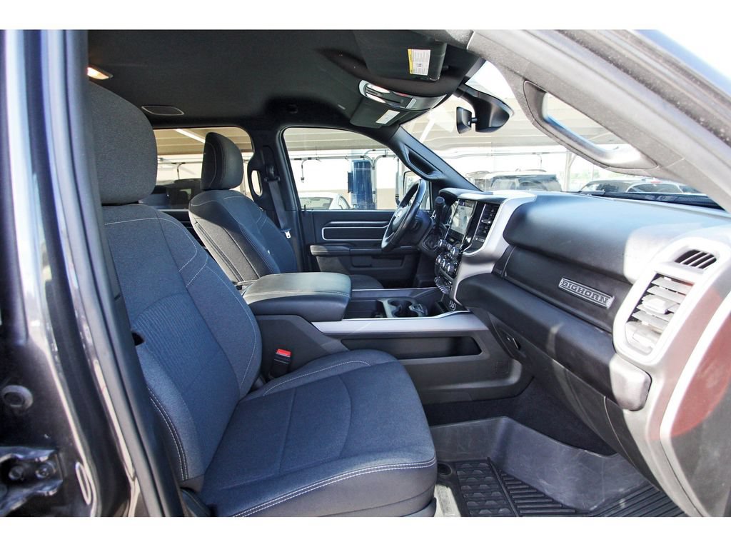 Used 2024 RAM 3500 Big Horn w/ Night Edition AWD/4WD image 26