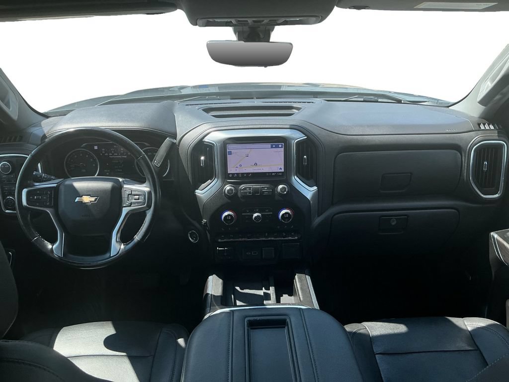 Used 2022 Chevrolet Silverado 1500 LTZ w/ LTZ Premium Package AWD/4WD image 17