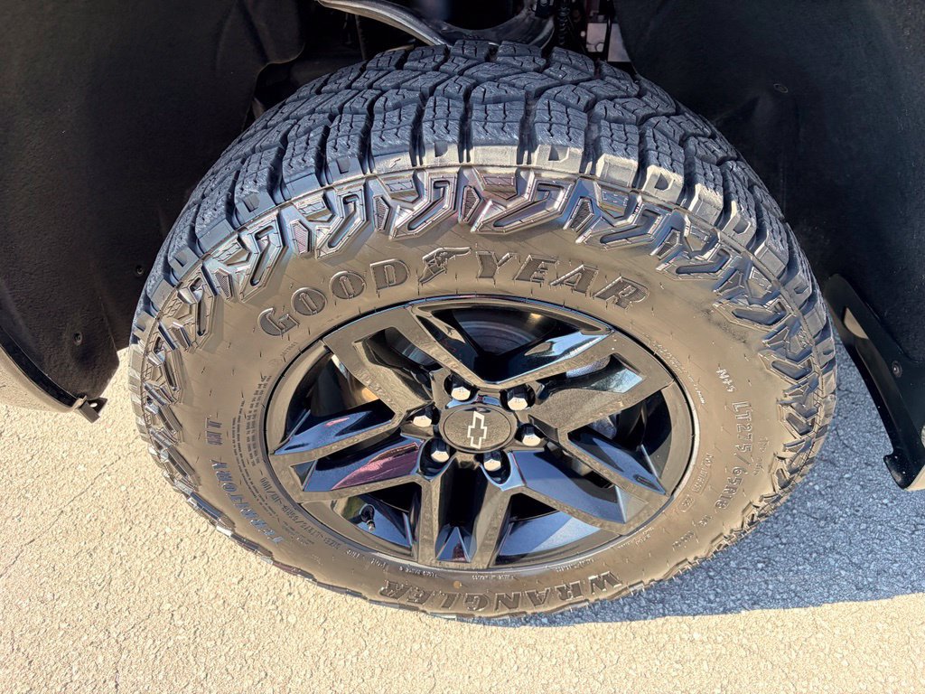 Used 2026 Chevrolet Silverado 1500 Custom Trail Boss w/ LPO, Dark Essentials Package AWD/4WD image 28