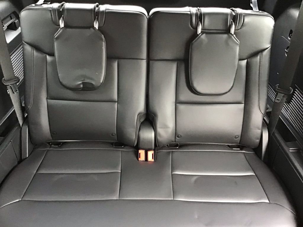 Certified 2024 Ford Explorer XLT w/ Equipment Group 202A image 9