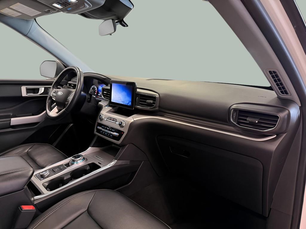 Certified 2022 Ford Explorer XLT image 14