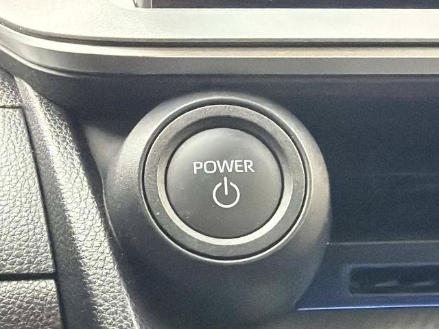 Used 2024 Toyota Prius XLE FWD image 27