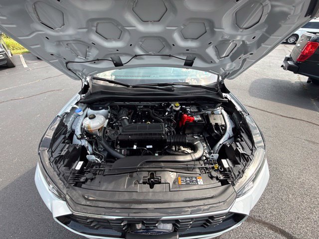 Certified 2025 Ford Escape ST-Line w/ Tech Pack #1 FWD image 10