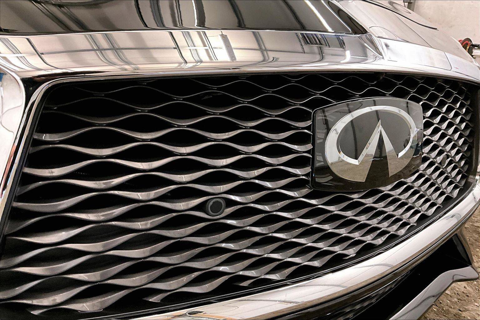 Used 2018 INFINITI Q60 3.0t Luxe w/ Sensory Package 3.0T Luxe image 29