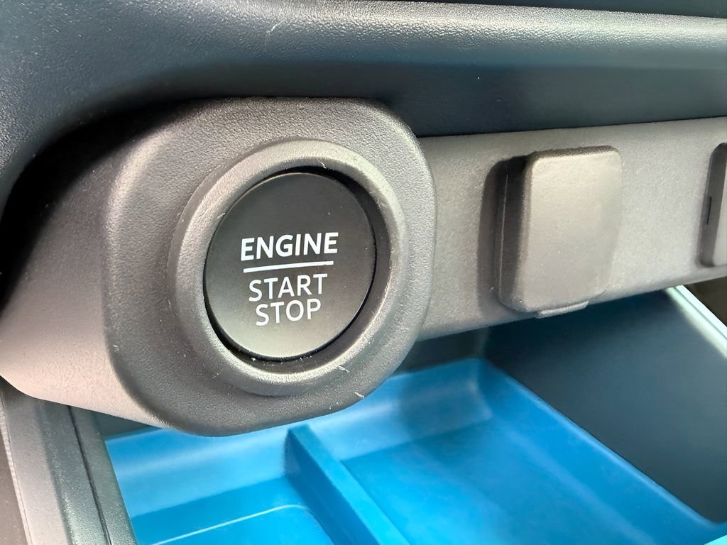 Certified 2025 Ford Maverick Lobo AWD/4WD image 28