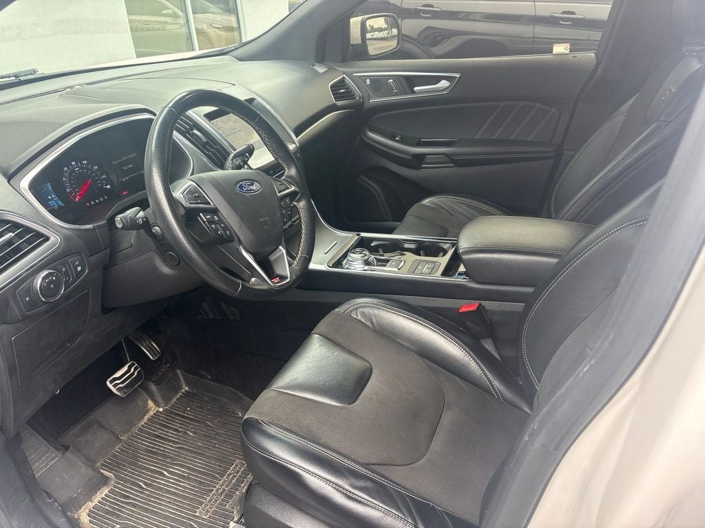 Certified 2019 Ford Edge ST w/ Equipment Group 401A AWD/4WD image 7