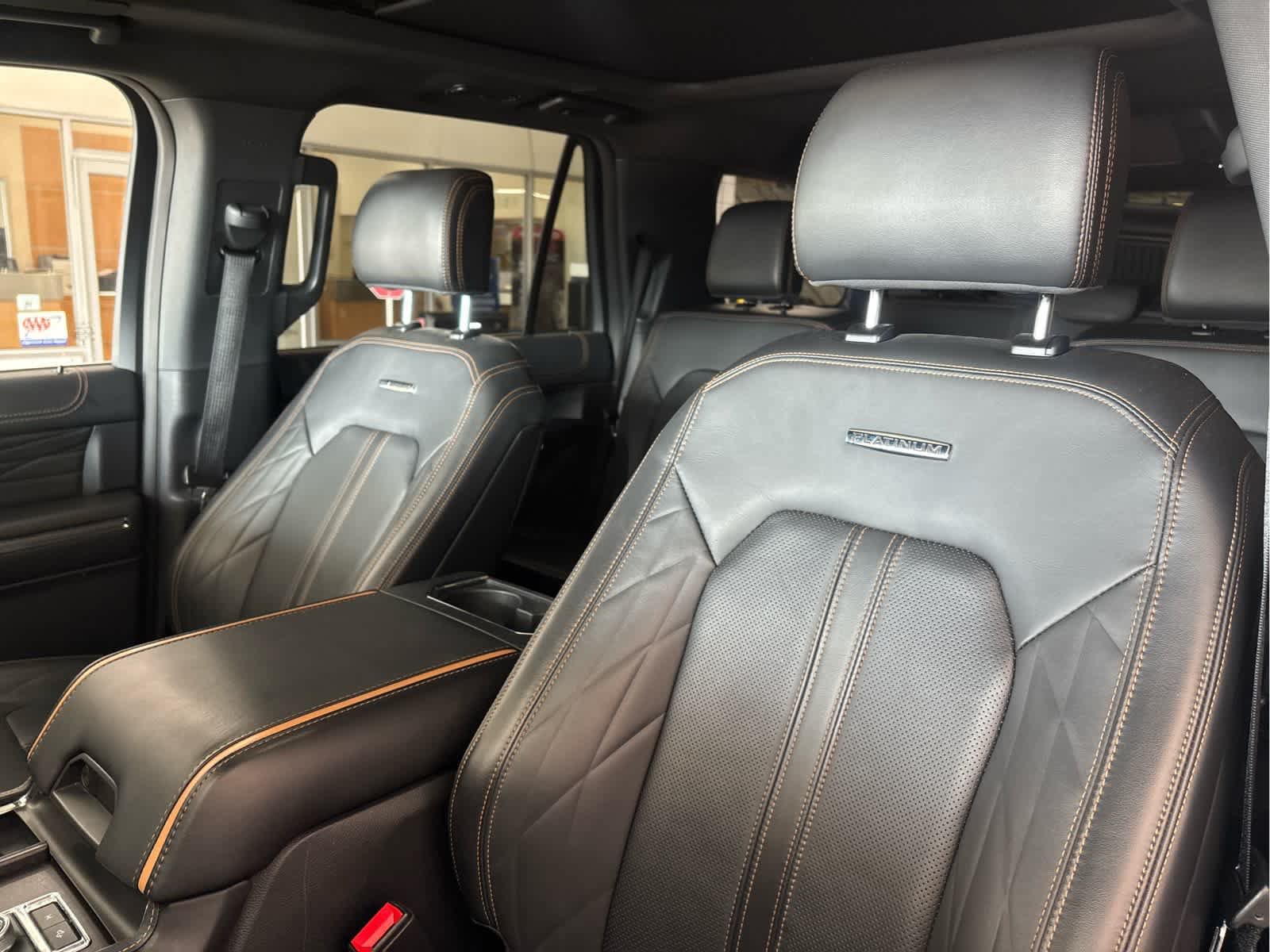 Certified 2024 Ford Expedition Platinum AWD/4WD image 29