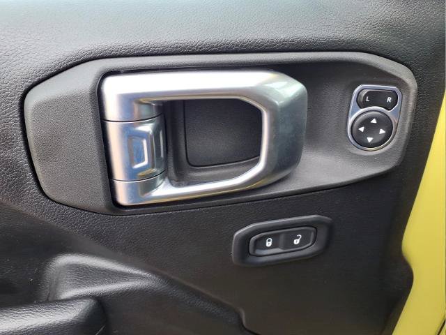 Used 2023 Jeep Wrangler Unlimited AWD/4WD image 19