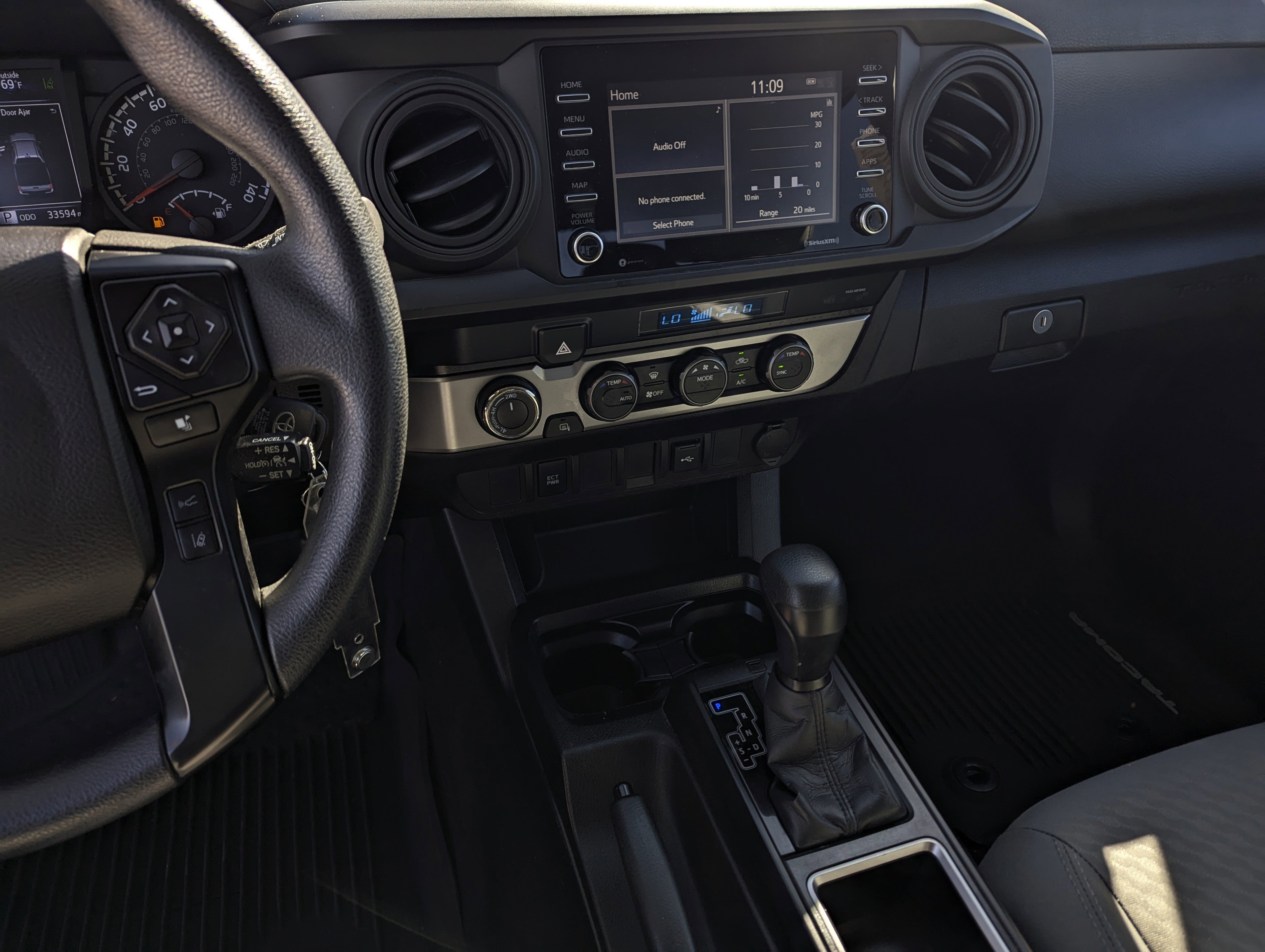 Used 2021 Toyota Tacoma SR image 11