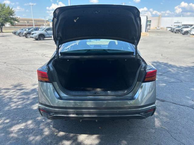 Used 2025 Nissan Altima 2.5 SV FWD image 9