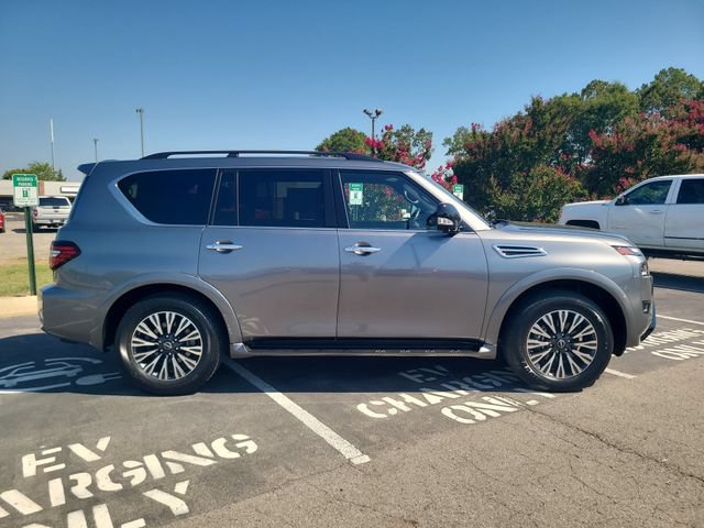 Used 2024 Nissan Armada SL w/ Midnight Edition Package AWD/4WD image 4