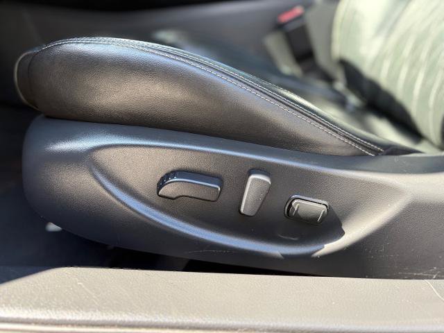 Used 2023 Nissan Maxima Platinum w/ Sport Mat Group FWD image 15
