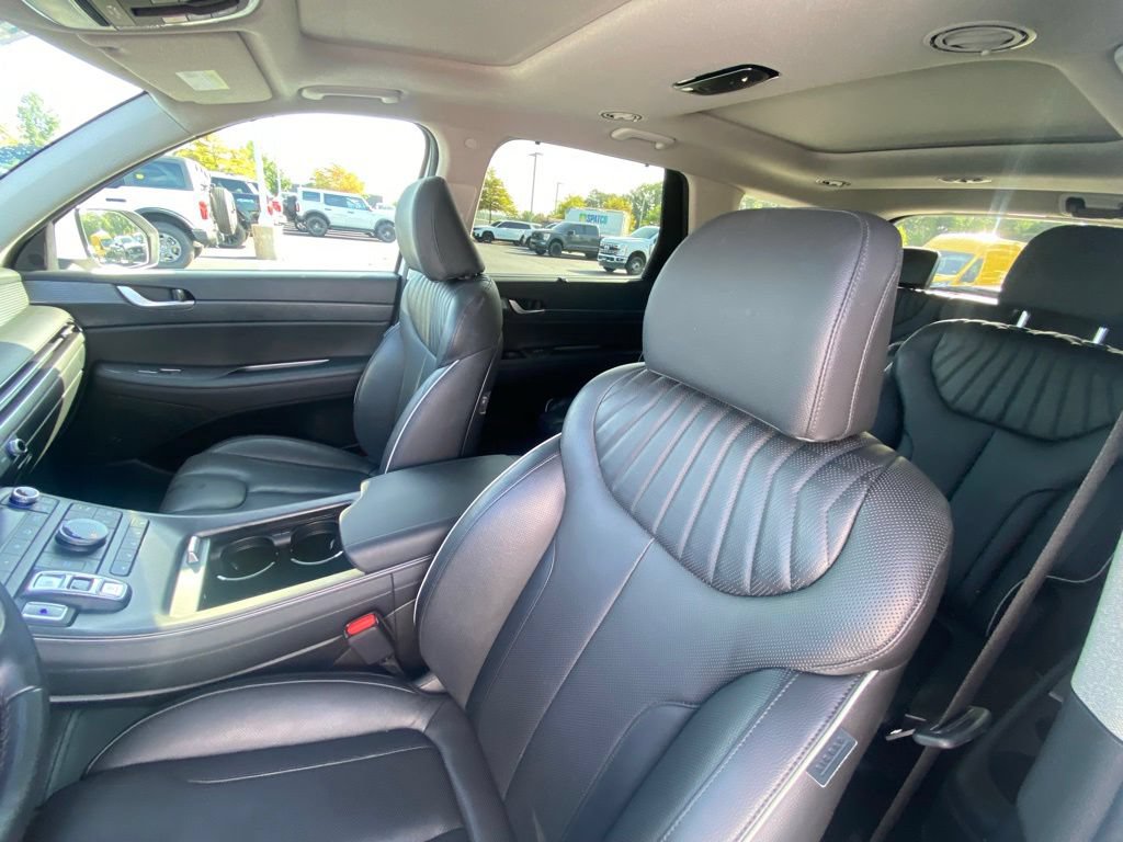 Used 2024 Hyundai Palisade Limited AWD/4WD image 21