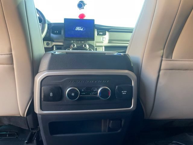 Certified 2024 Ford Expedition XLT RWD image 40