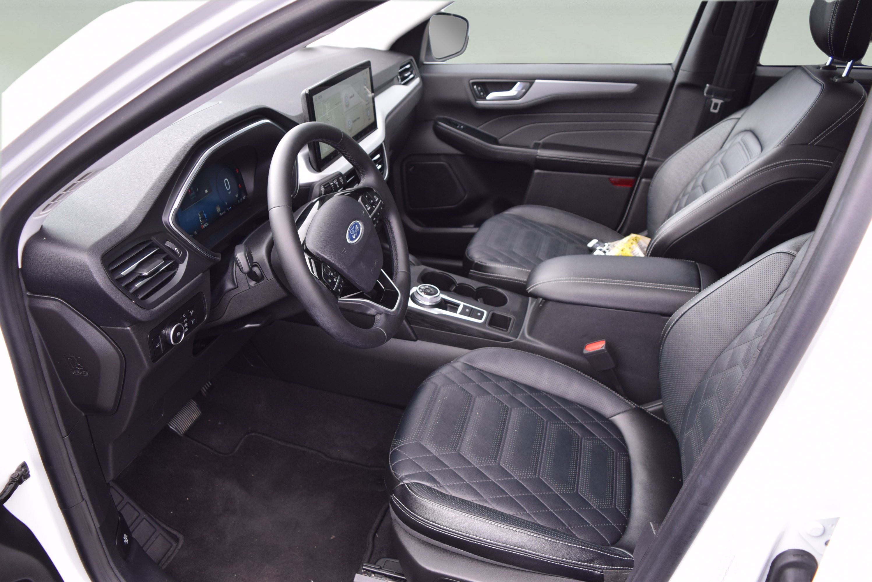 Certified 2023 Ford Escape Platinum w/ Premium Technology Package AWD/4WD image 10
