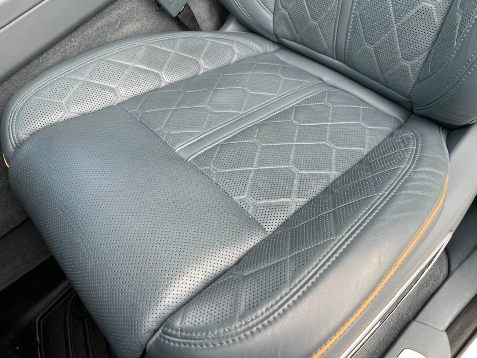 Used 2023 Jeep Grand Wagoneer Series III w/ Rear Seat Video Group 1 image 17