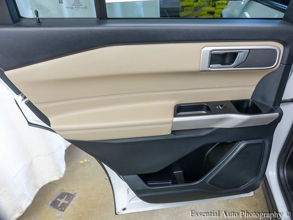 Certified 2022 Ford Explorer XLT image 21