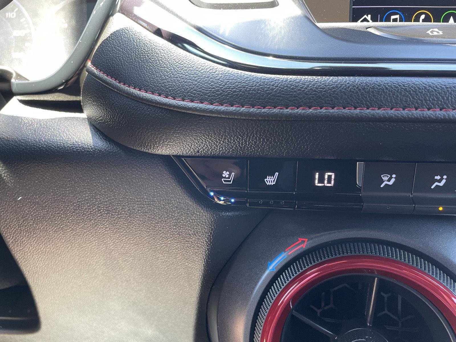 Used 2019 Chevrolet Blazer RS AWD/4WD image 31