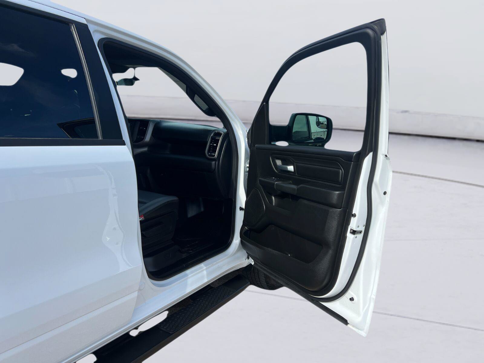 Used 2024 RAM 1500 Tradesman AWD/4WD image 27
