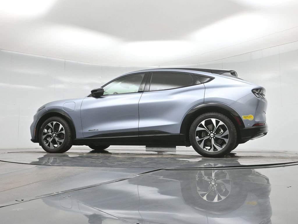 Certified 2022 Ford Mustang Mach-E Premium image 50