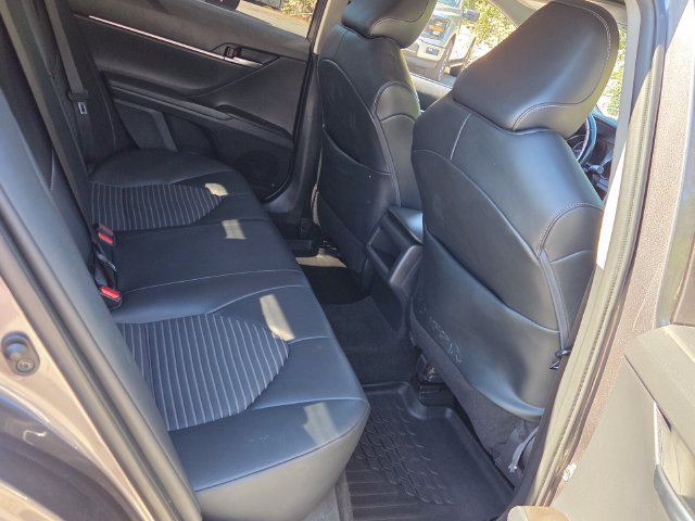 Used 2021 Toyota Camry SE FWD image 10